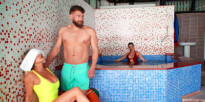 Slutty brunette Sara Retali gets fucked in spa center