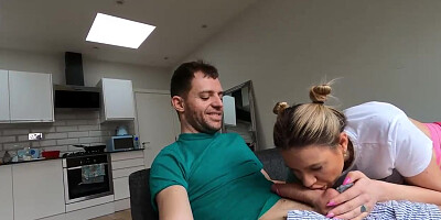 Ella Bolt is deepthroating her finest acquaintance's lollipop in the living bedroom and hoping a facial cumshot popshot