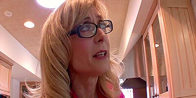 Victoria Voss Seduced By Her Step Mom Nina Hartley