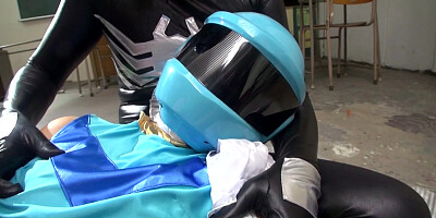 Galactic Sentai Brave Blue gets worked over with sex toys by the aliens - JapanHDV