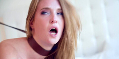 Finger fucking beauty gets the rough fucking she craves