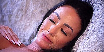 Jennifer White In Taking Care Of Stepmommy