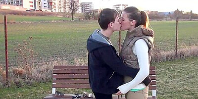 Bella Blue loves her boyfriend is donger