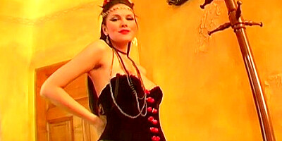 Indian Hottie Shots Off Her Gorgeous Body