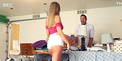 Beautiful girl with big milkings made a Blowjob and spread her legs fo...