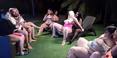 Virgo Peridot is a bitchy phat ass white girl who is always in the mood to have an sex