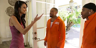 Eliza Ibarra Gets Banged By 2 Convicts