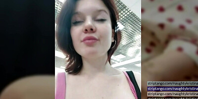 Join me for a chat in my bustling chatroom 3