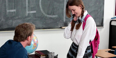 Whorey schoolgirl throating sausage