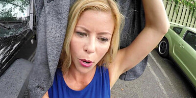 Hot milf fell for a taxi driver