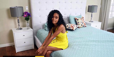 Brazzers - Step mummy Alena Croft pulverizes Scarlit Scandal in mff 3 way