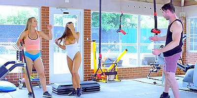 Nicole Aniston And Abigail Mac In Gym And Juice 3some With And