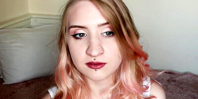 Aurora Fingers Both of Her Holes