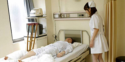Pretty Nurse Reina Wamatsu jerks off her patient for a face full of cum - JapanHDV