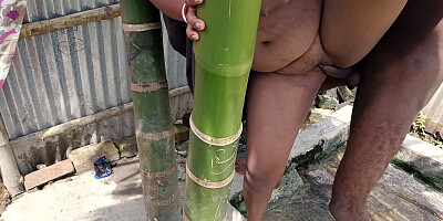 Desi bhabhi ki outdoor chudai ki