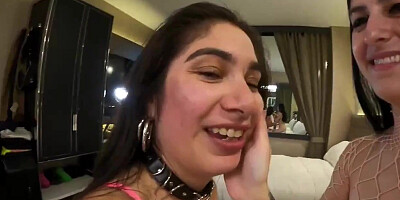 Insatiable mature in black pantyhose is throating man-meat while getting finger-banged, before having super-naughty fuckfest