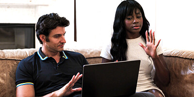 Roommate triggers ebony MILF her problem