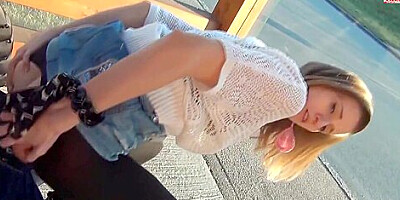 Ria Hill - Analer Nervenkitzel An Der Busstation