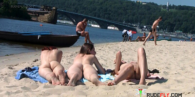 Sexy nudist teen enjoys