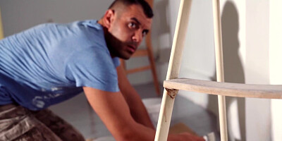 Spanish charmer didn't allow handsome man to avoid gentle sex