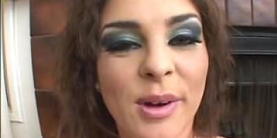 British whore Isabel Ice loves nasty anal invasion penetration hook-up