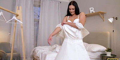 Husband will never know chick gives rimming to best man