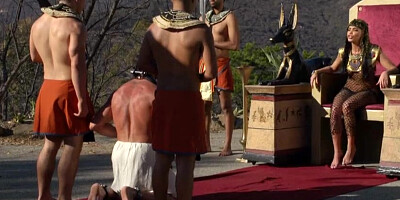 Majestic Selena Rose fucks her servant