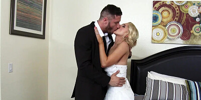 Alix Lynx gets her newlywed cunt fucked after oral caressing her husband