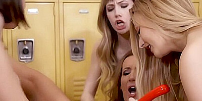 Ivy Wolfe, Jenna Sativa And Alexa Grace In Cool Richelle And Alexas Gym Movie