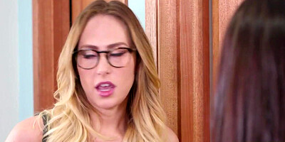 Latina teen rims babysitter to have fun