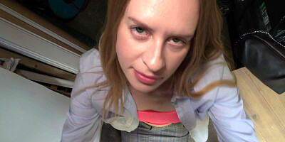 Amateur hard sex on chair with Nikki Riddle