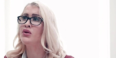 My stepmoms lesbian boss want to fuck me