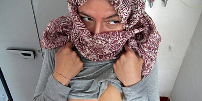 Hairy turkish immigrant makes her first sextape in germany