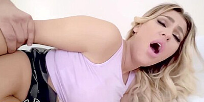 Milf Secretary Gets Her Asshole Stretched By Her Boss With Assh Lee