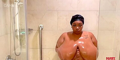 Busty Muva & Barry Muva Titfuck (720)