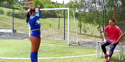 Lina Henao fucking outdoors on the public sports field with her soccer coach Dani Clark. Football!