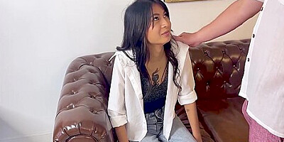 Tuk Tuk Patrol - Sexy Thai Girl Tastes Thick Foreigners Spunk