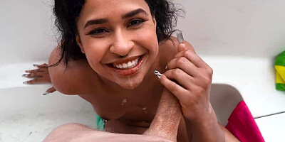 Ryder Rey feels warm sperm on face after impeccable cam sex