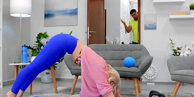 Lovita's face and body lack relevance cause Kristof wants twat
