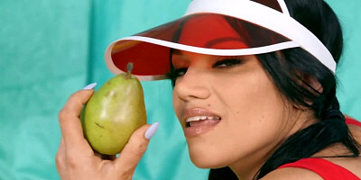 Foursomes come into fashion so natural GFs are first to try it