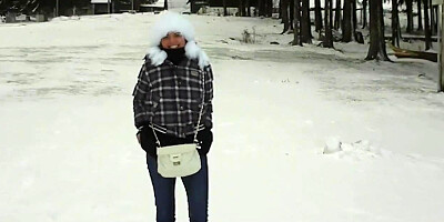 Fantastic girlfriends sex in snow