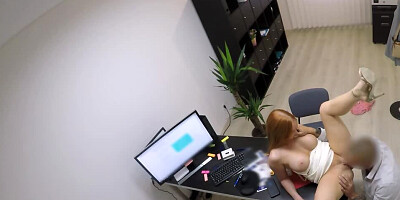 Kiara Lord blows a man at job interview and gets licked good