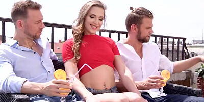 Insatiable blonde hottie wants two dicks at the same time