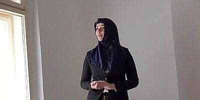 Sex With Muslims Rich Muslim lady Nikky Dream wants to buy apartments