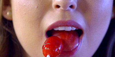 Melissa Moore gets her pussy eaten & a hard fuck on boss's desk