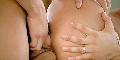 Chloe Amour In Double Penetrated