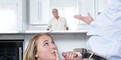 Teen Alyssa Cole gets steamy with her dad's best buddy