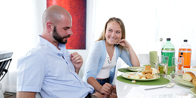 Teen Alyssa Cole gets steamy with her dad's best buddy