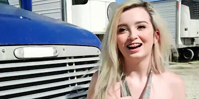 Before taking chick home the lovelace penetrates her