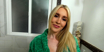 Stepmom sends selfie with stepsons cock